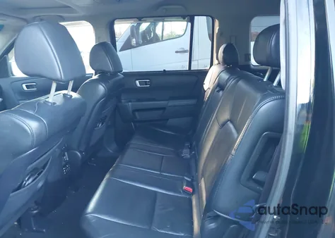 2009 Honda Pilot Touring z USA, uszkodzony, nr VIN 5FNYF48949B014963